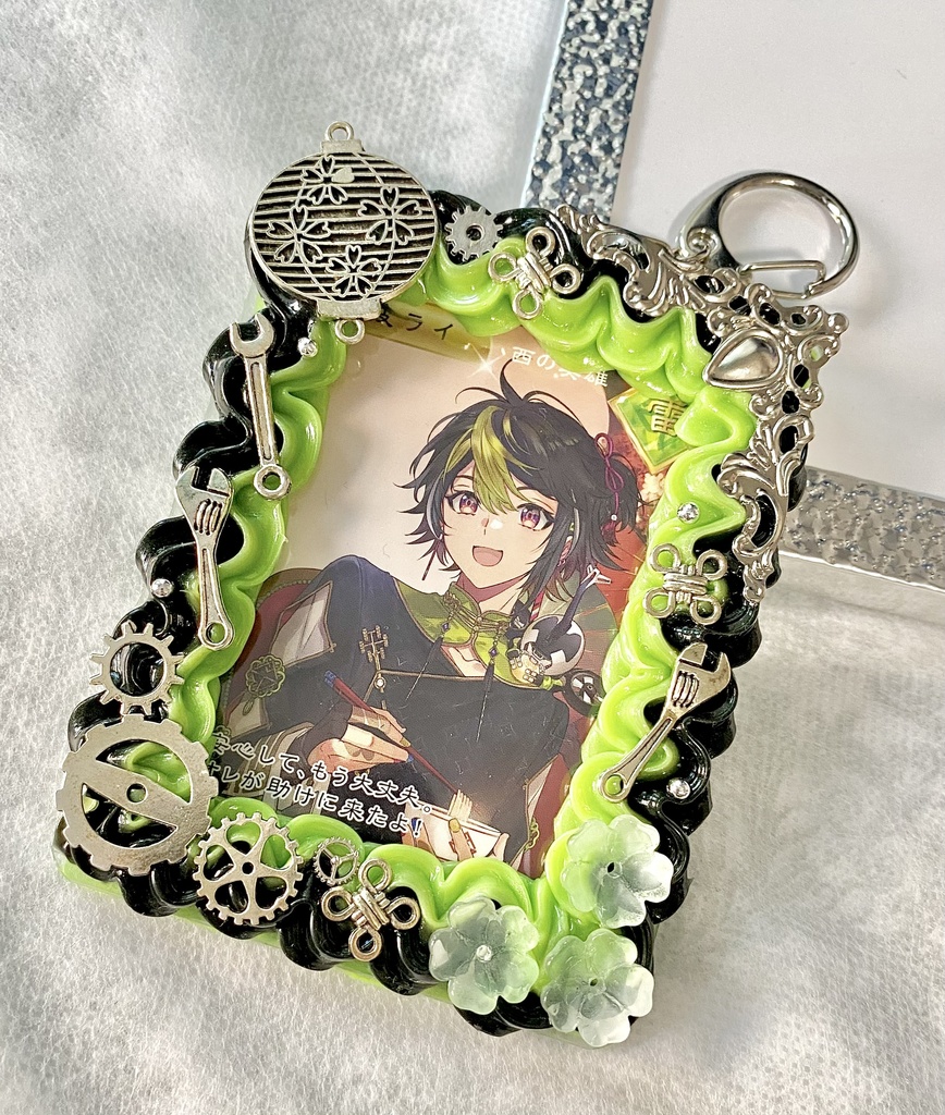 【B8サイズ】デコホイップ硬質カードケース Dytica2周年モチーフデコカ