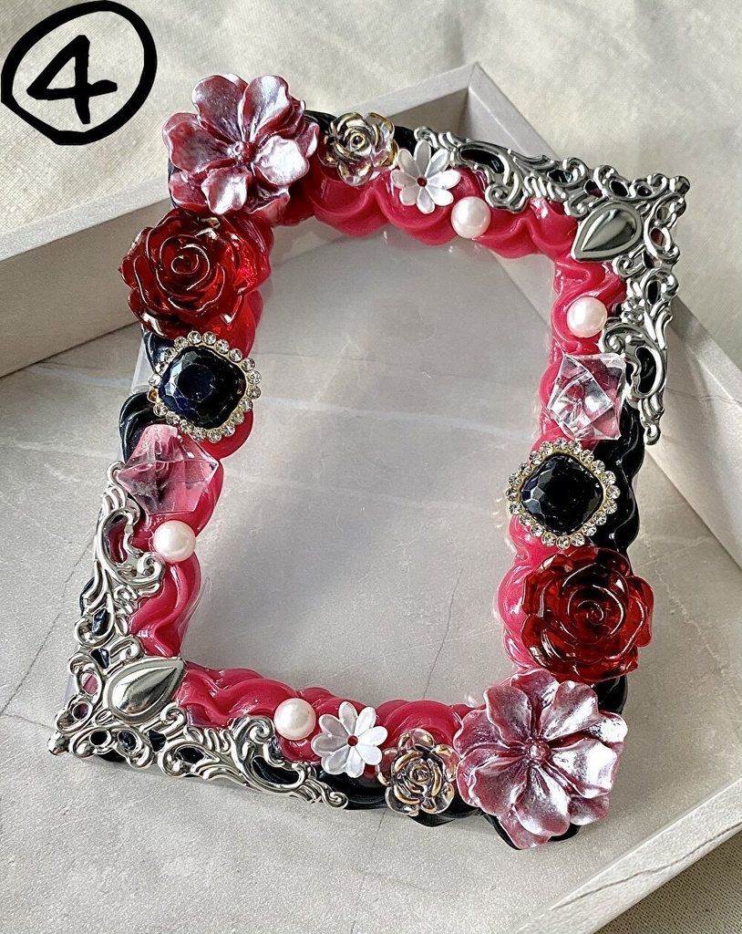 【B8サイズ・花シリーズⅠ】デコホイップ硬質カードケース