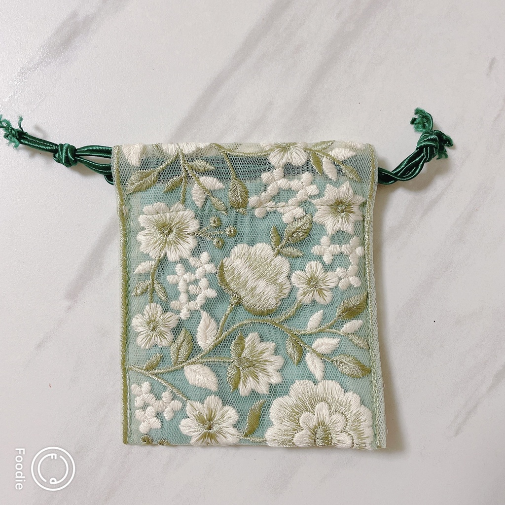 インド刺繍ミニ巾着