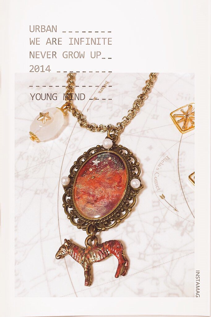 夕焼け色に夢見るモノクロシマウマバックチャーム