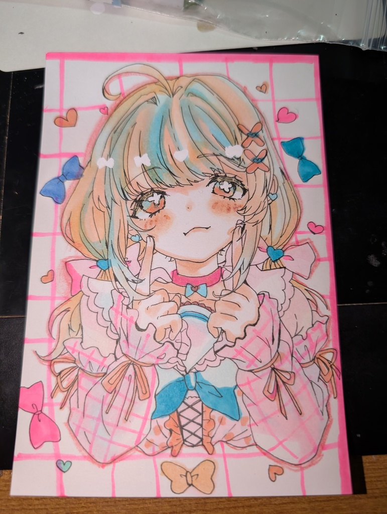 「ゆめかわ少女のオリジナルイラスト、出品中♡ ほっぺムニッポーズが可愛いコピック原画♡♡♡