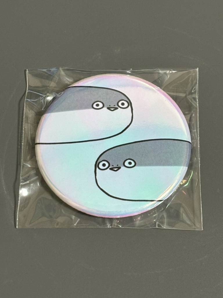 SEAKの缶バッジ(全3種)