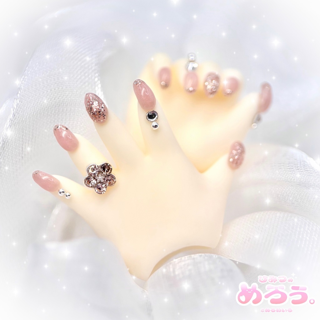 ꒰ royalෆpink ꒱ tinyfox 1/6サイズ ネイルハンド 白肌