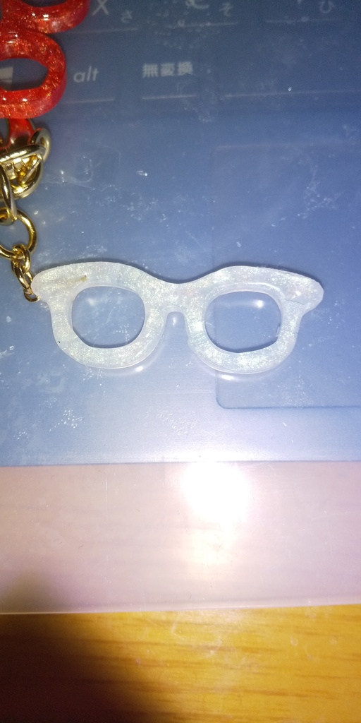 可愛いメガネのアクセサリー