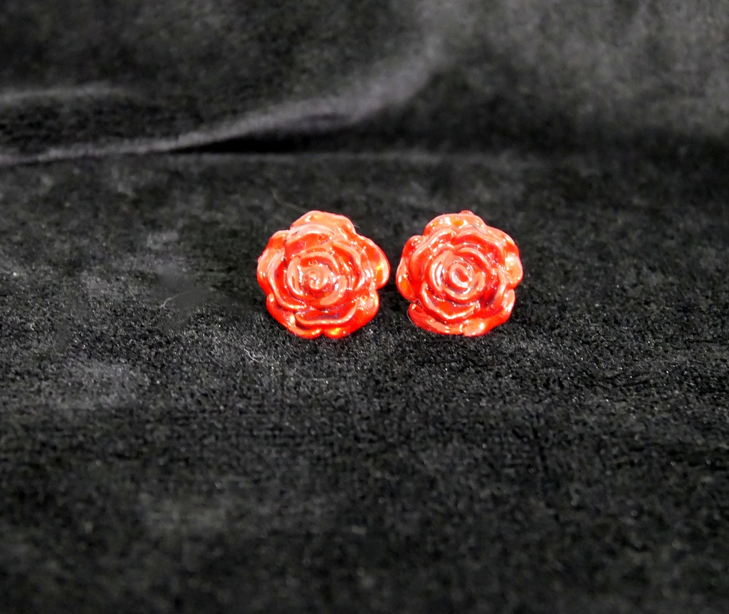 いのちのバラのピアス