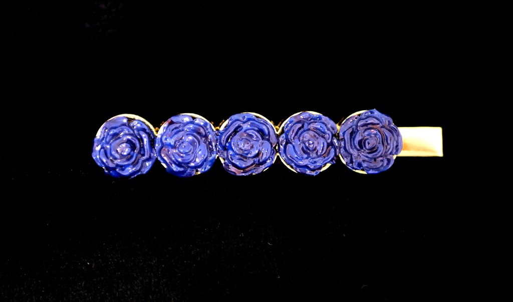 命の薔薇のヘアーアクセサリー