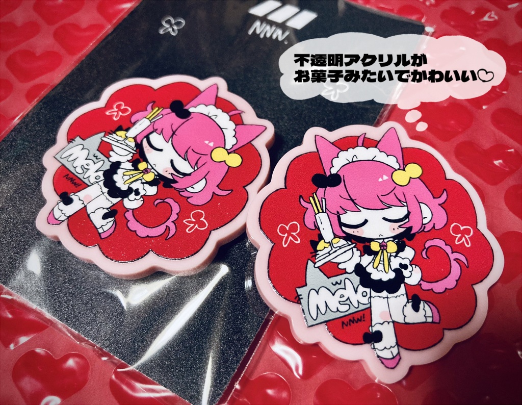 たまぼしメイドのアクリルバッジ