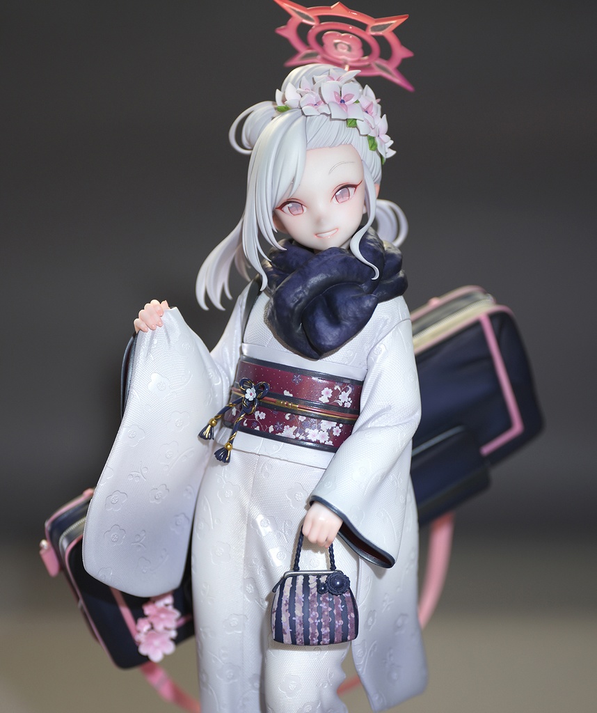 浅黄ムツキ(正月) 未塗装未組み立てガレージキット