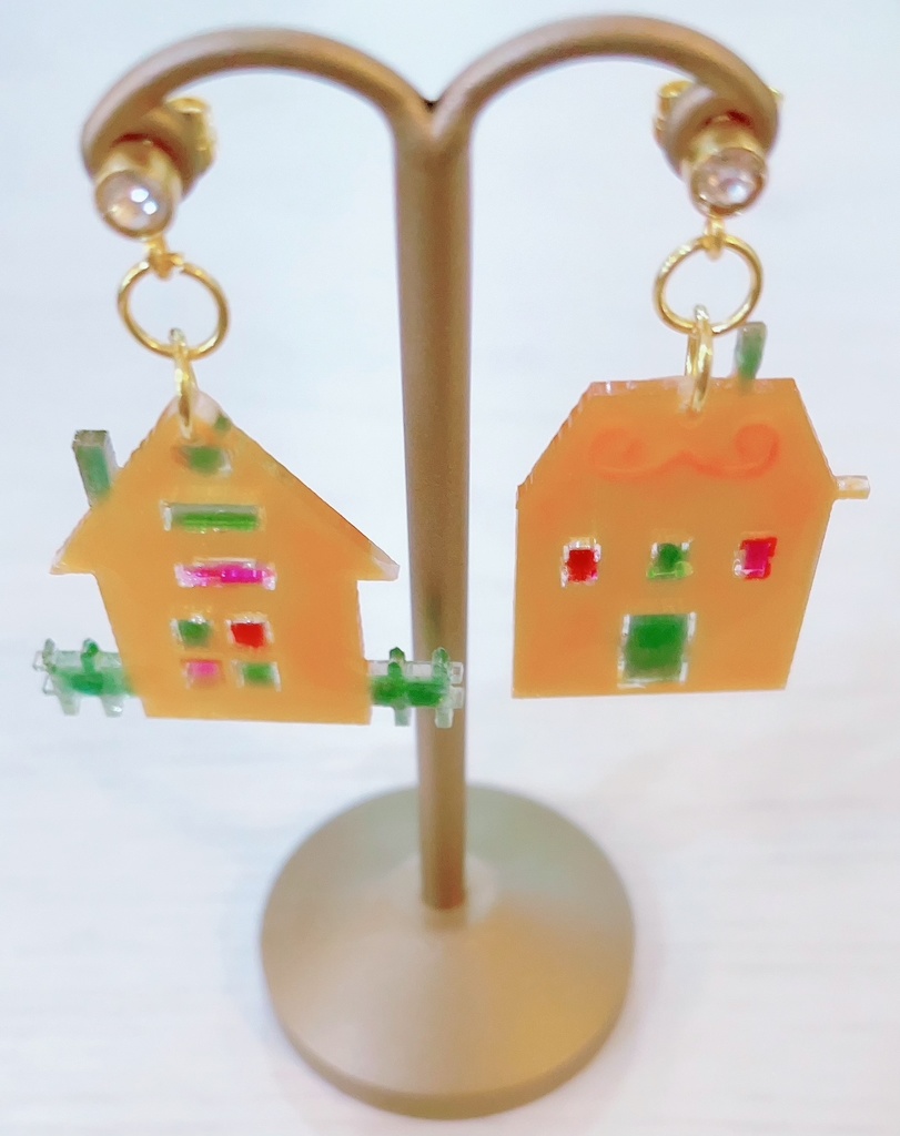 お菓子の家 レジンピアス/イヤリング