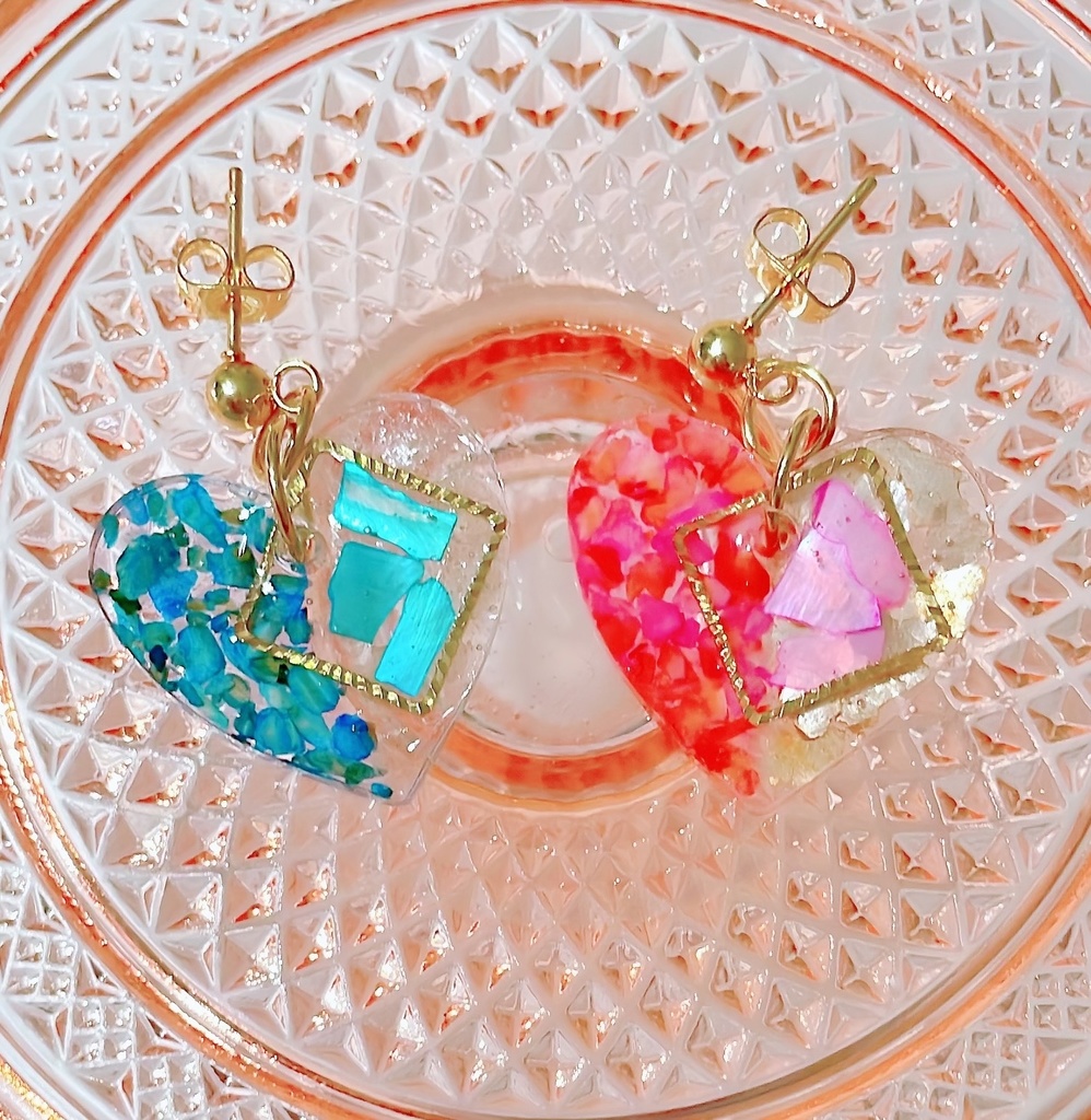 💙ブルー&ピンク💖ハート型レジンピアス/イヤリング