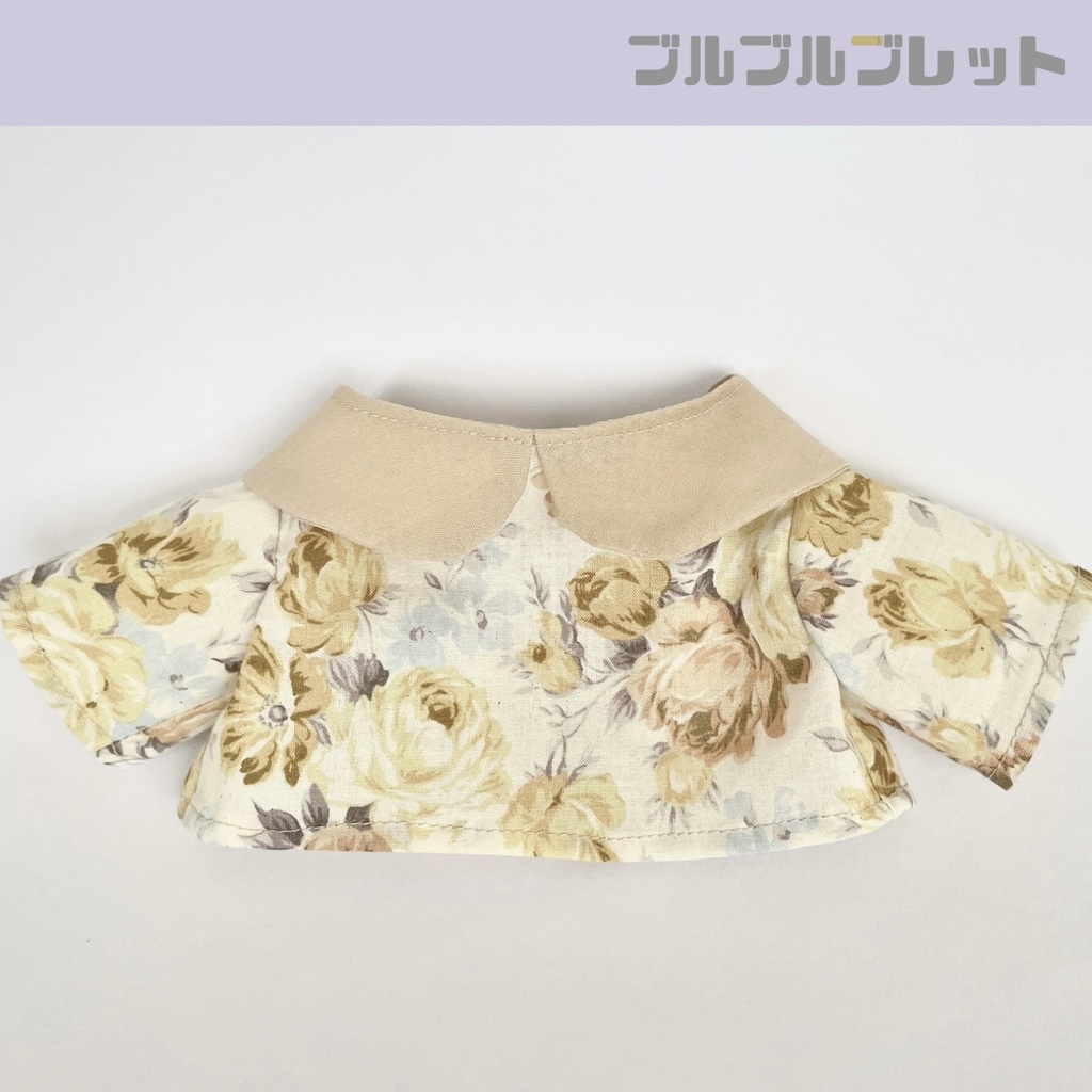セピアに咲いたテデのシャツ
