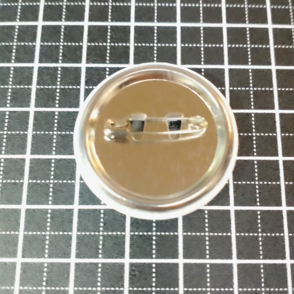 【NEW】缶バッジ 32mm