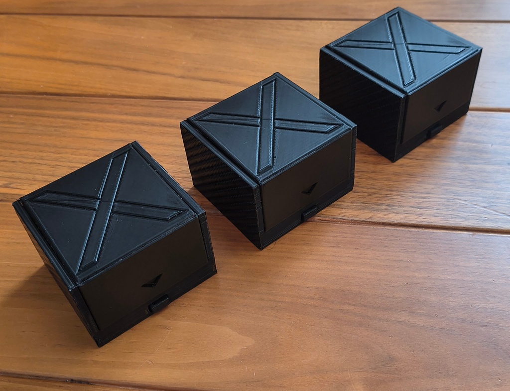 磁気分割式3on3デッキケース