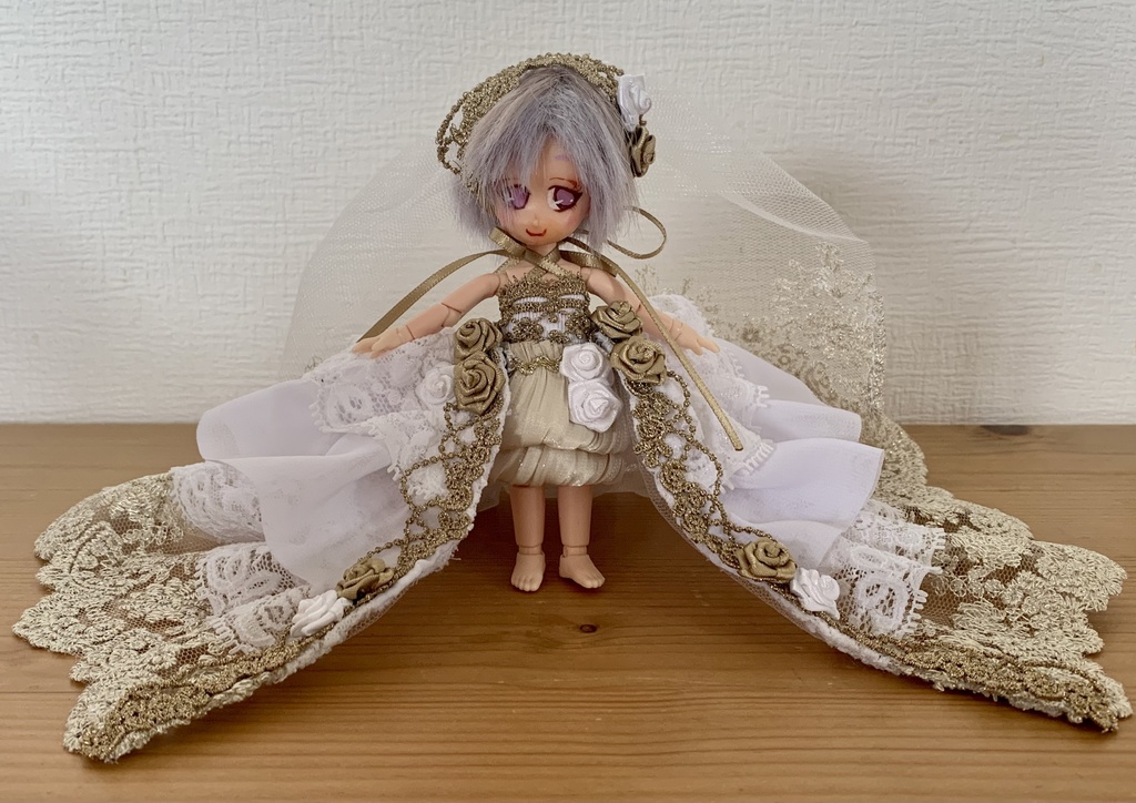 ホワイトゴールドローズウェディング