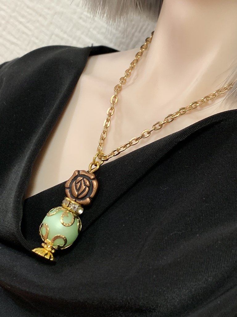 ドール用香水瓶型ペンダント(1/3、1/4サイズ)