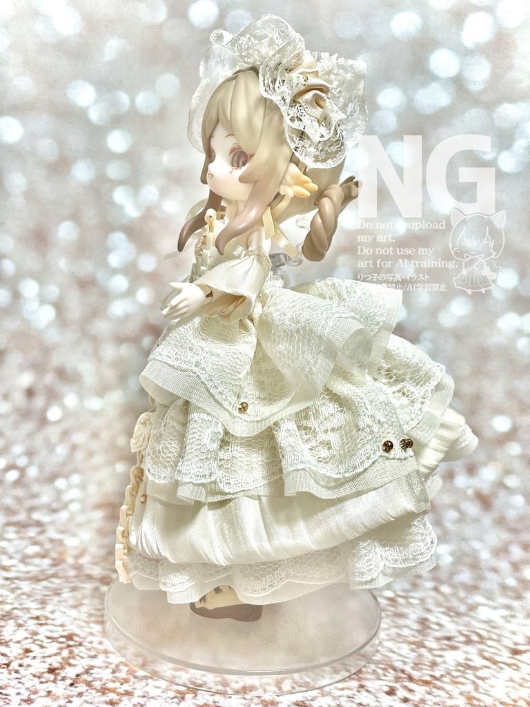 【10時25分(土)21時〜】クラシックベージュドレス