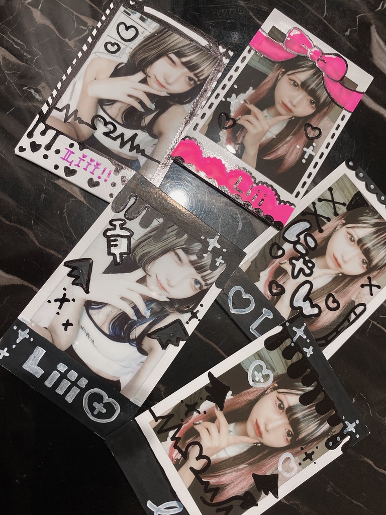 ランダムチェキ 全 12種類【 Liii 】