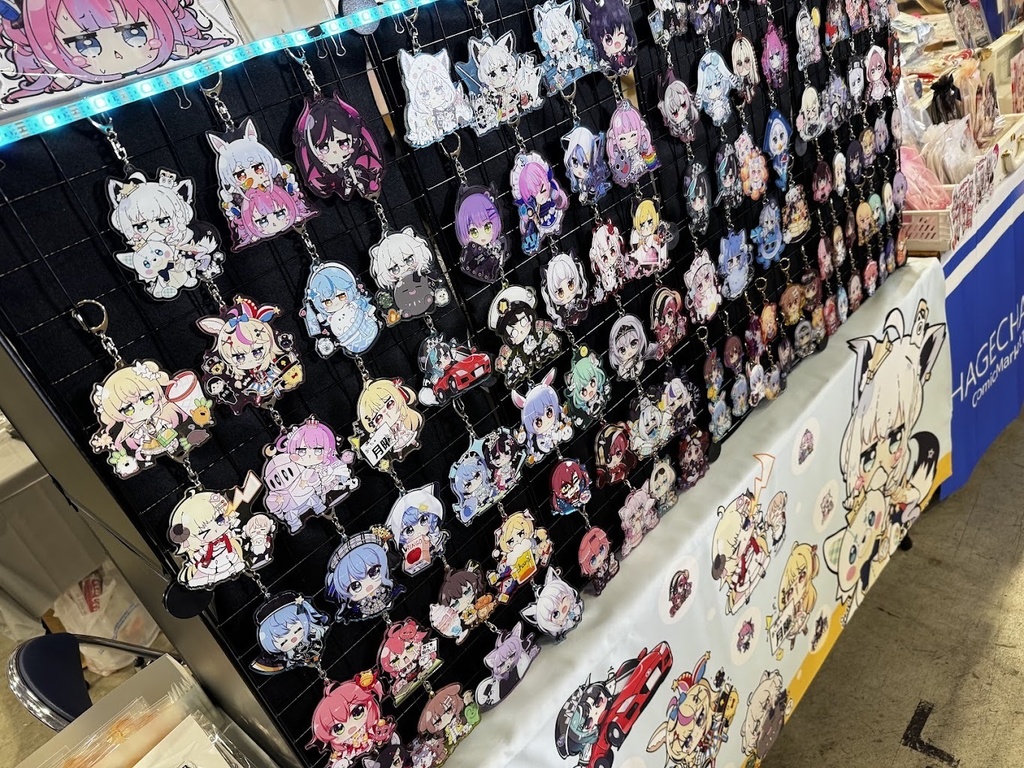 C108 アクリルキーホルダー