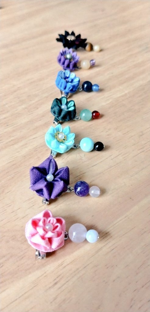 【値下げしました】ドールとお揃いデザインのストラップ&ブローチ