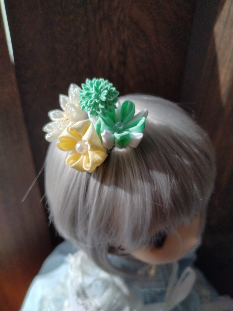 つまみ細工かんざし(ドール、人間兼用可)No.135