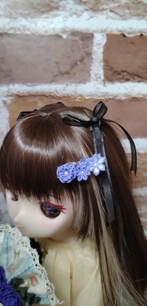 小さな華のヘアクリップ(No.310)