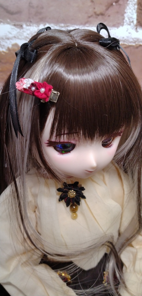 小さな華のヘアクリップ(No.312)