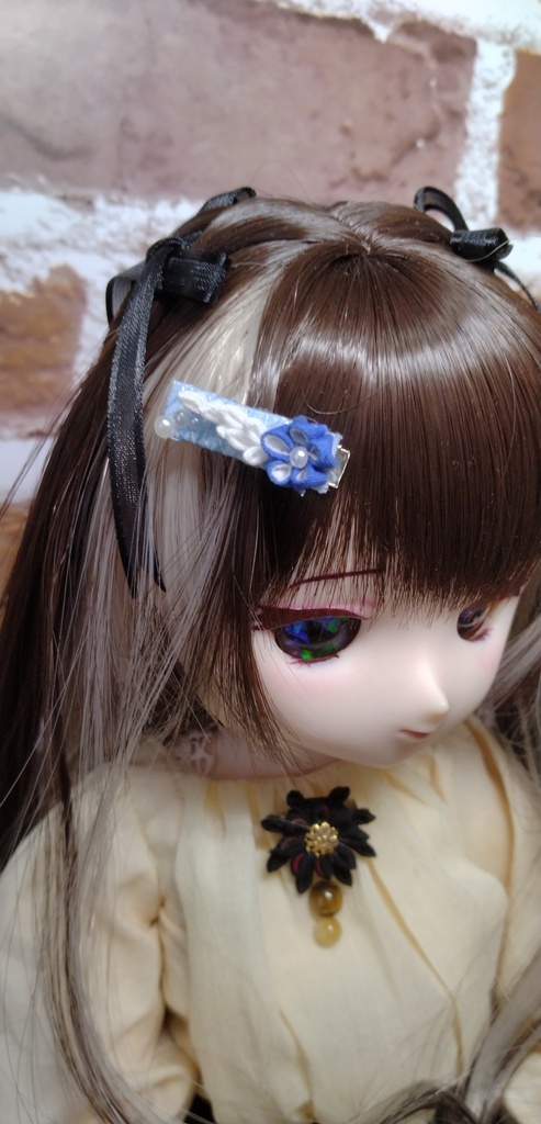小さな華のヘアクリップ(No.313)