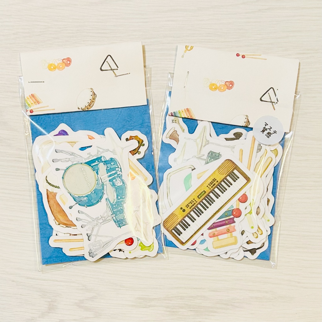 楽器が好きな方へ向けたフレークシール　40枚　各800円🎺🎸🪕🎻🎷🥁🎹 マスキングテープの質感選択できます。