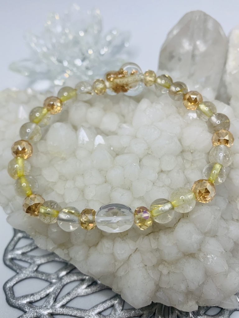 瓢箪ガラスとルチルブレスレット