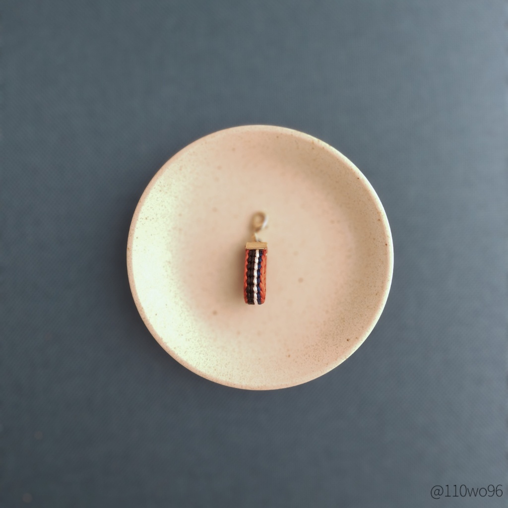 刀剣乱舞　陸奥守吉行カラーイメージ　組紐チャーム