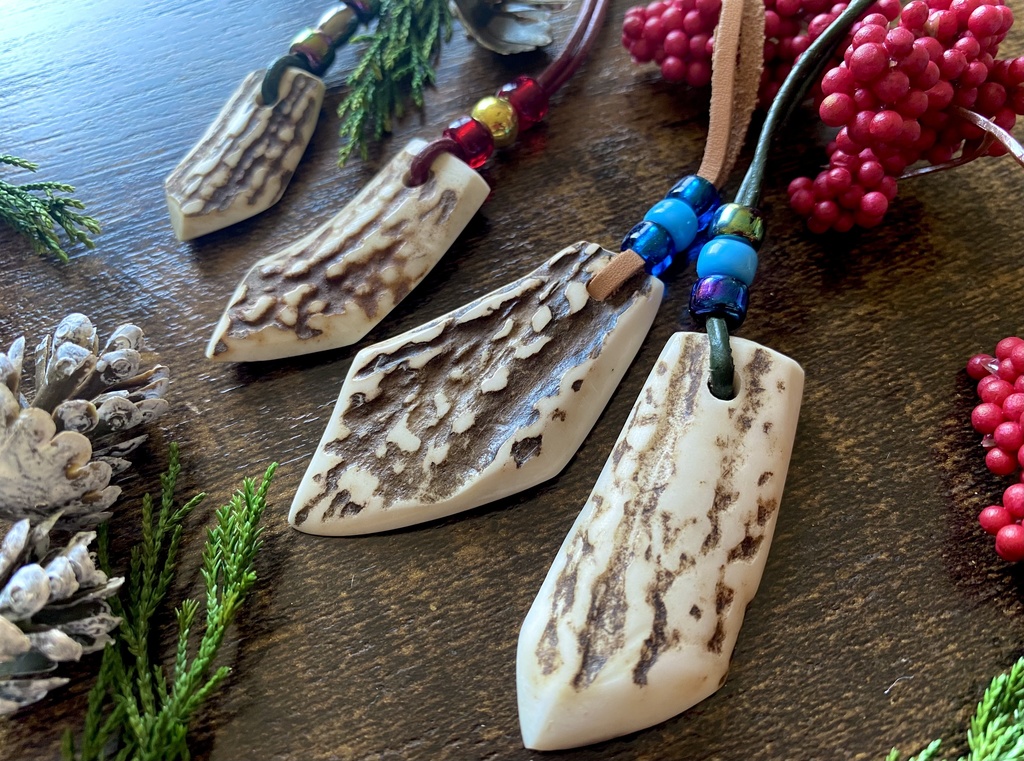 鹿の角キーホルダー　鋒風