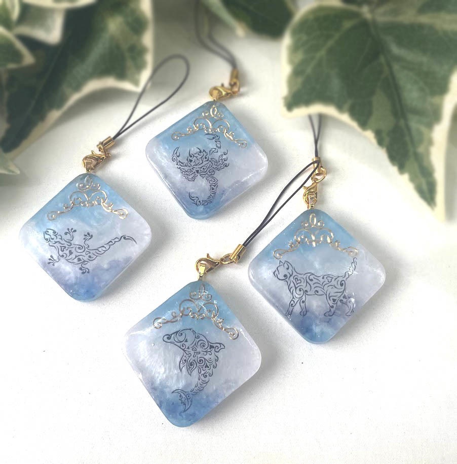 ★コラボ商品★VRChatアバタータトゥーデザインのレジンスラップ★青イルカ