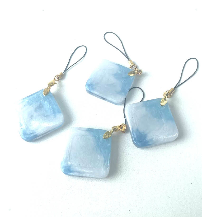 ★コラボ商品★VRChatアバタータトゥーデザインのレジンスラップ★青トカゲ