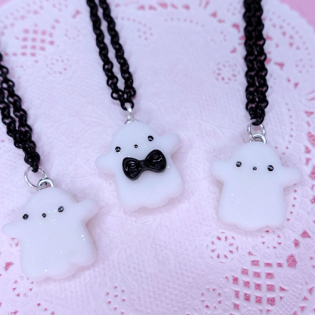 ファンシーなおばけちゃんネックレス