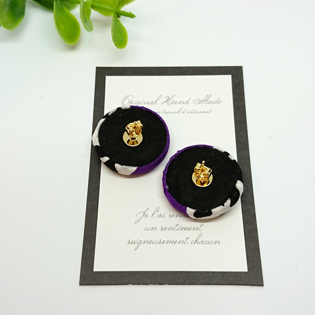 《A3!》くるみボタンピアス(万里)