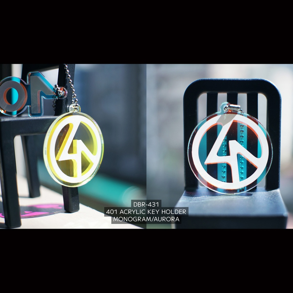 401 オーロラアクリルキーホルダー [MONOGRAM]