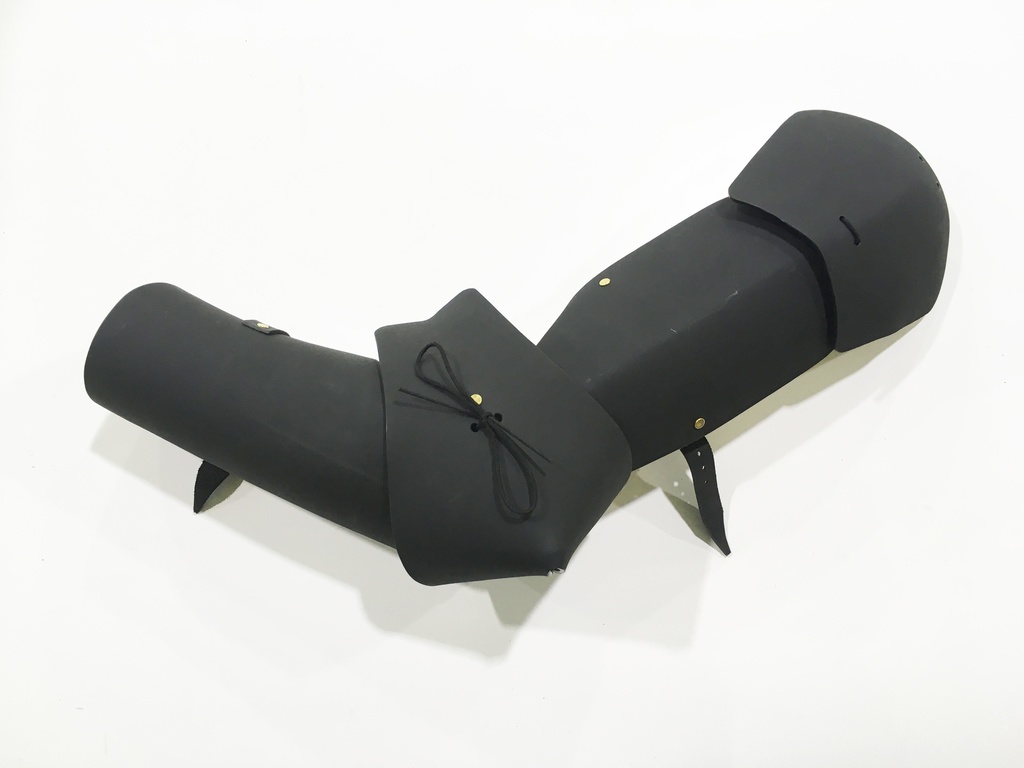 ピジョンライトアームアーマー Lサイズ