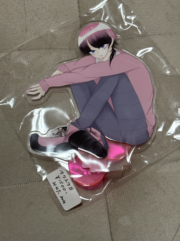 激かわピンクアクスタちゃん