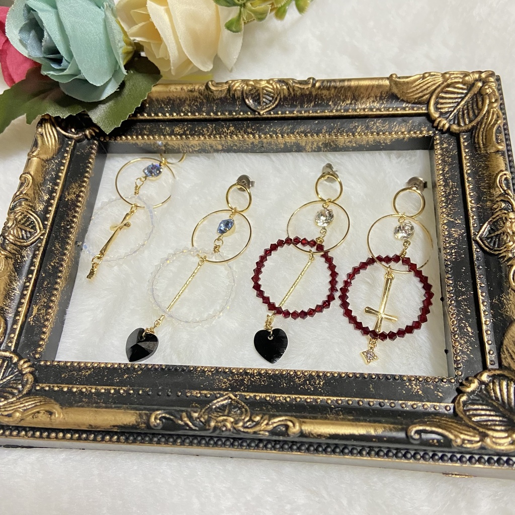 ノワイメージピアス