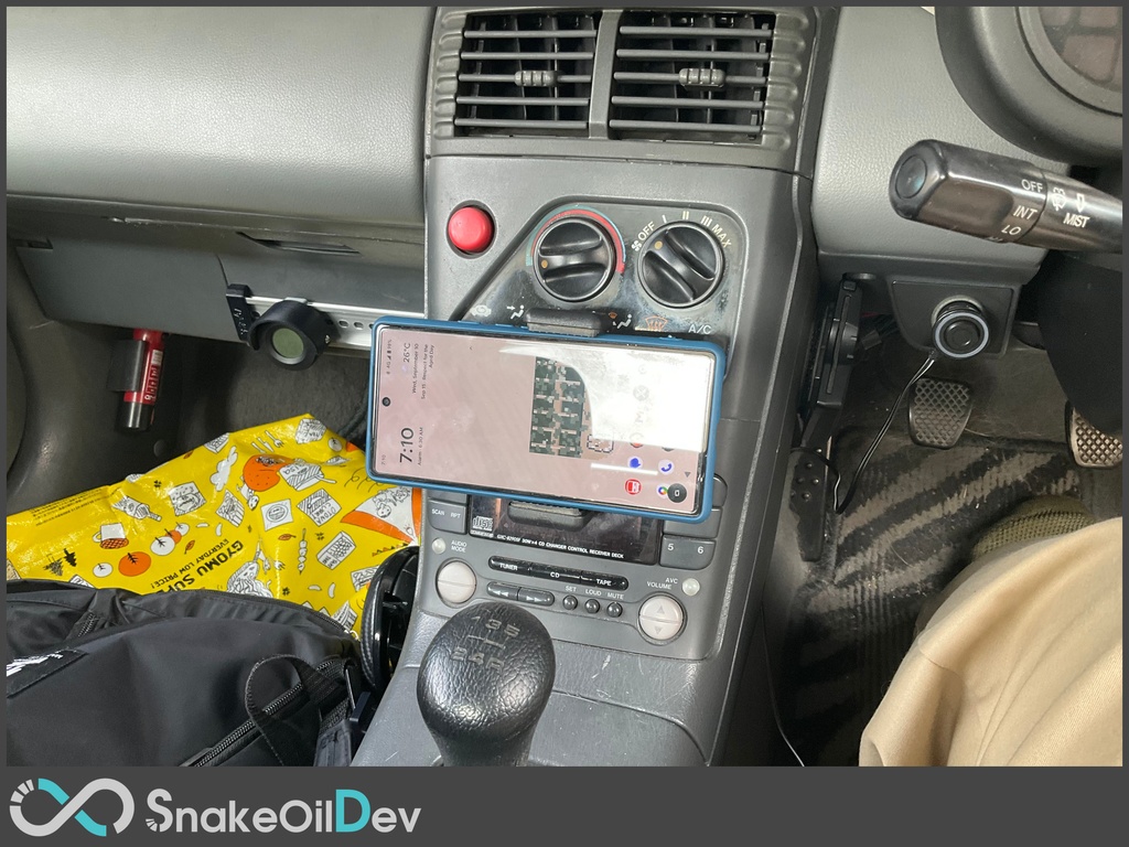 ホンダ ビート スマホホルダー・メディアボタン・カードホルダー