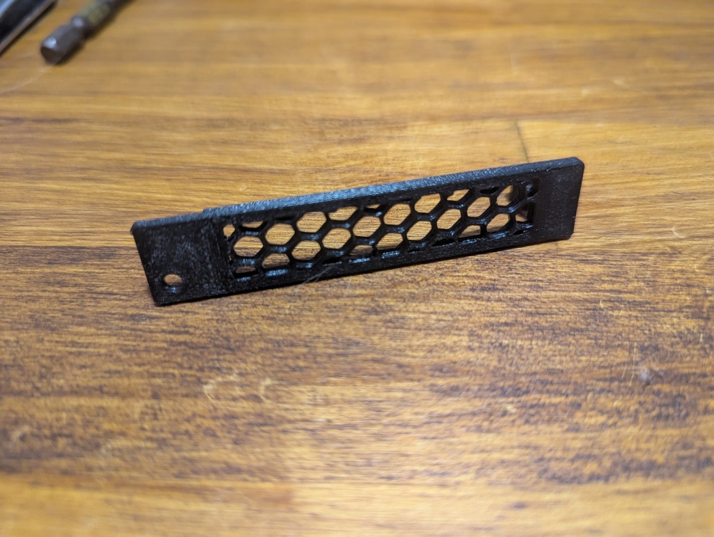 ThinkCentr m720q Nvidia Quadro k1200 ブラケット