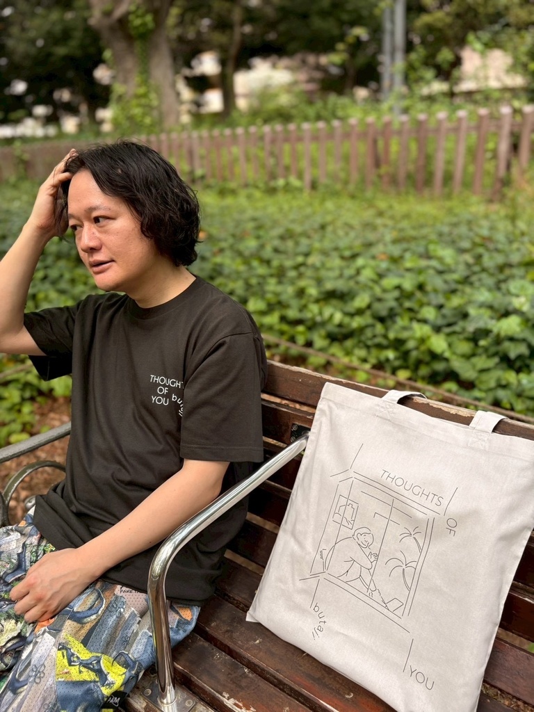 「Thoughts of You」Tシャツ