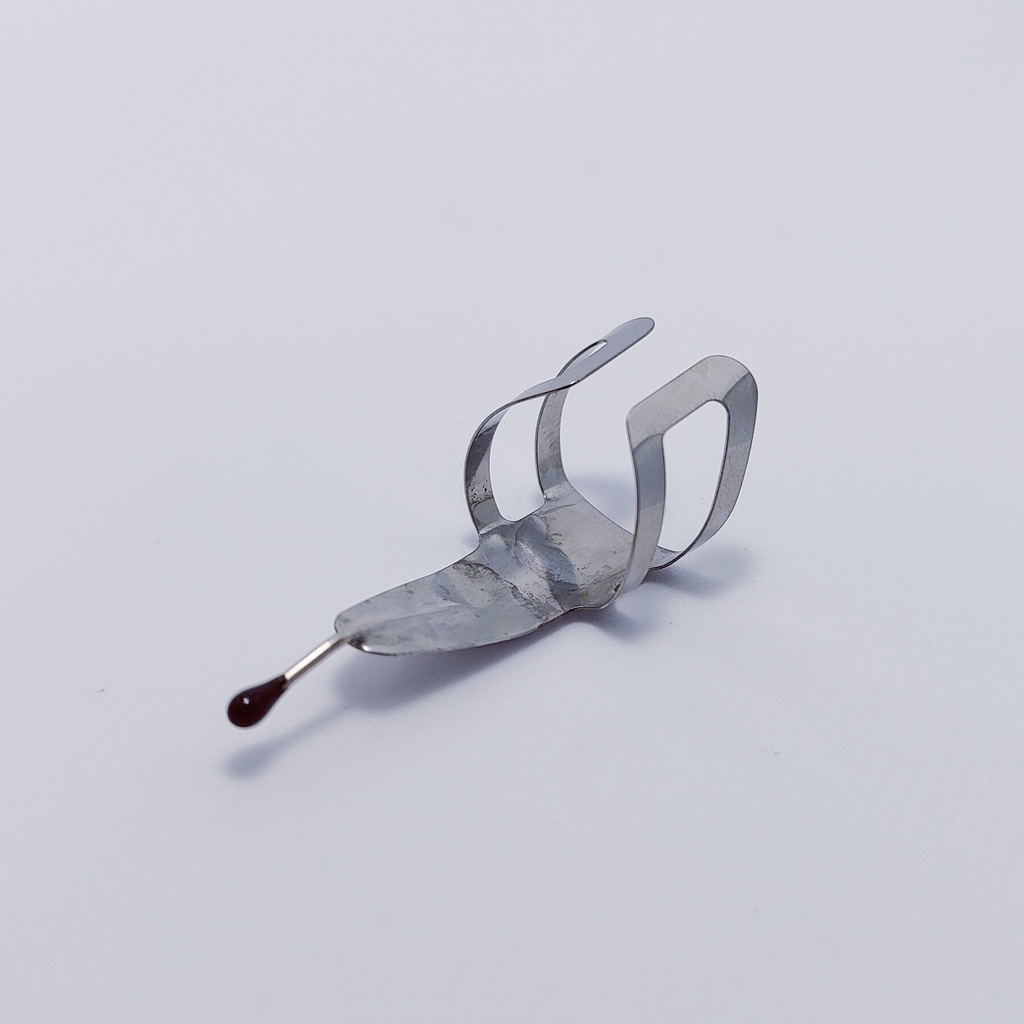 ぐり爪 指輪(フリーサイズ)Nail Ring of Ler(Size adjustable)