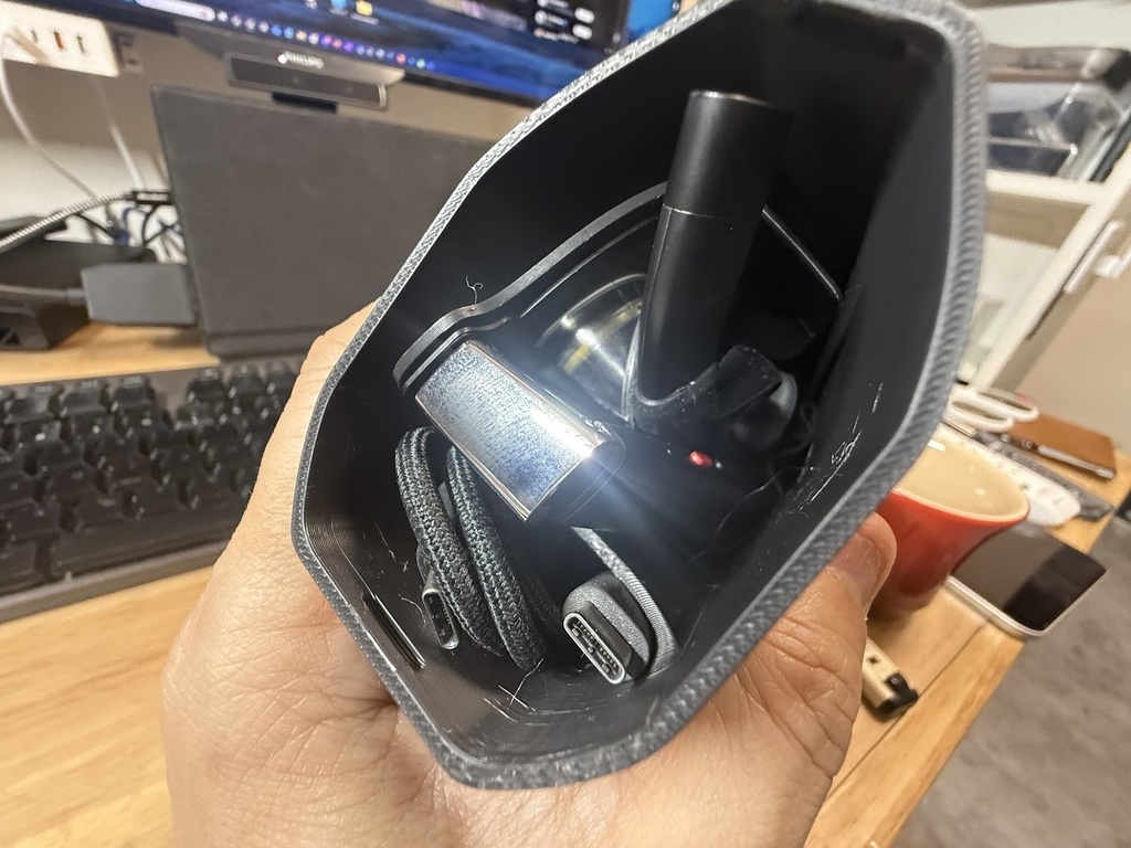 XREAL ONE / Air 2 / Pro 専用ケース v2.5