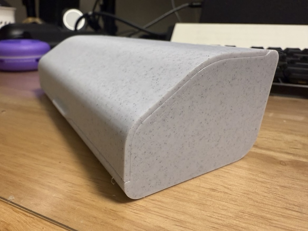 XREAL ONE / Air 2 / Pro 専用デスクケース