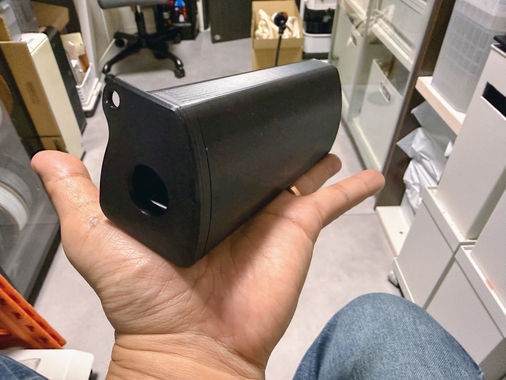 XREAL ONE / Air 2 / Pro 専用ケース スリム