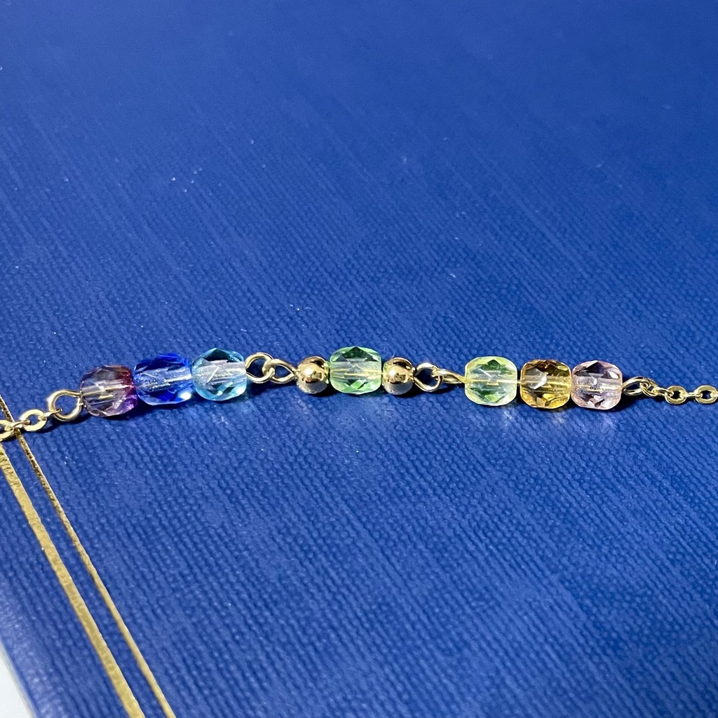 虹のブレスレット