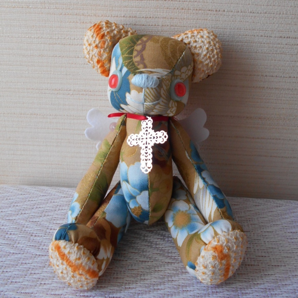 くまのぬいぐるみの『きくりさん』