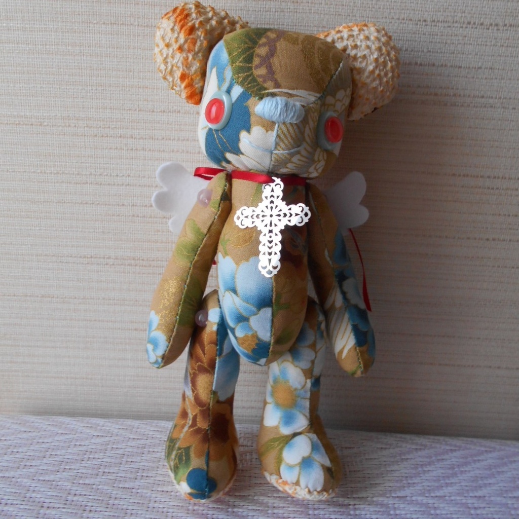 くまのぬいぐるみの『きくりさん』