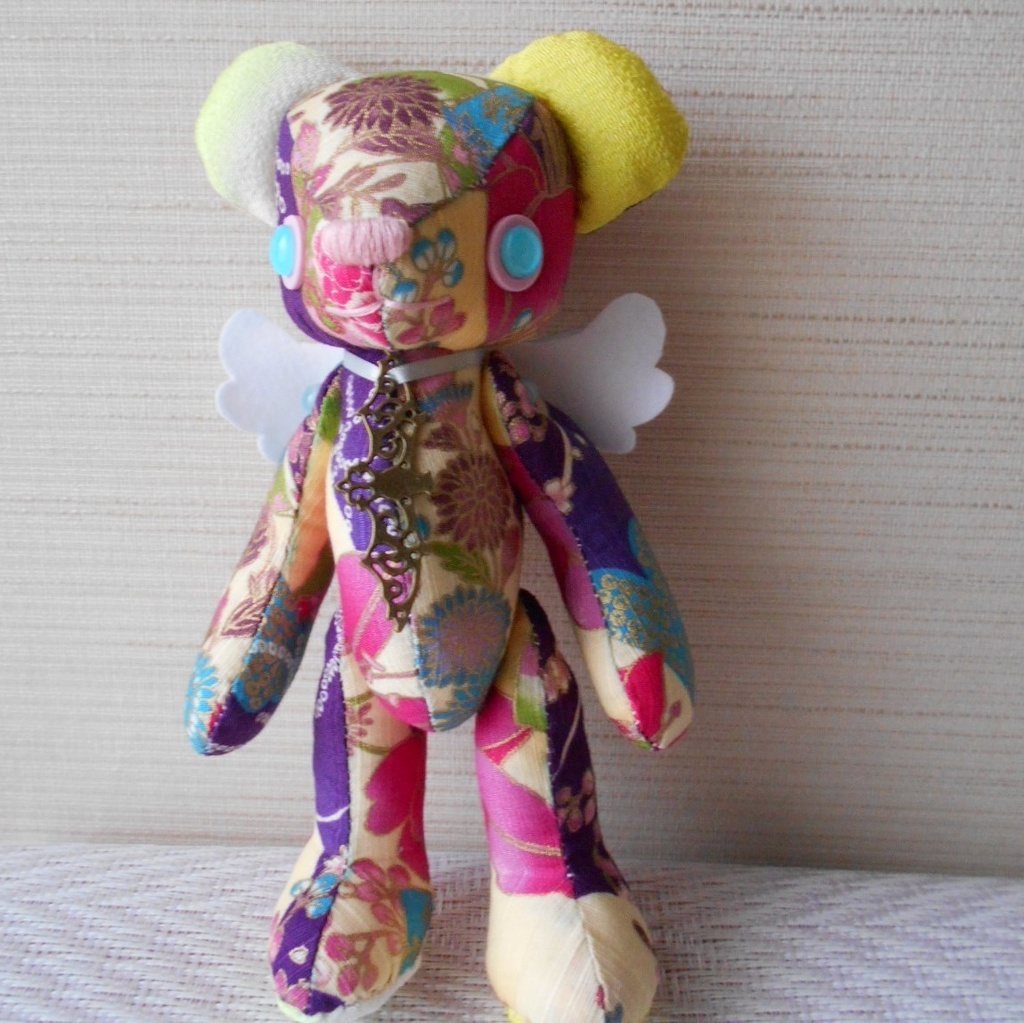 くまのぬいぐるみの『きくりさん』